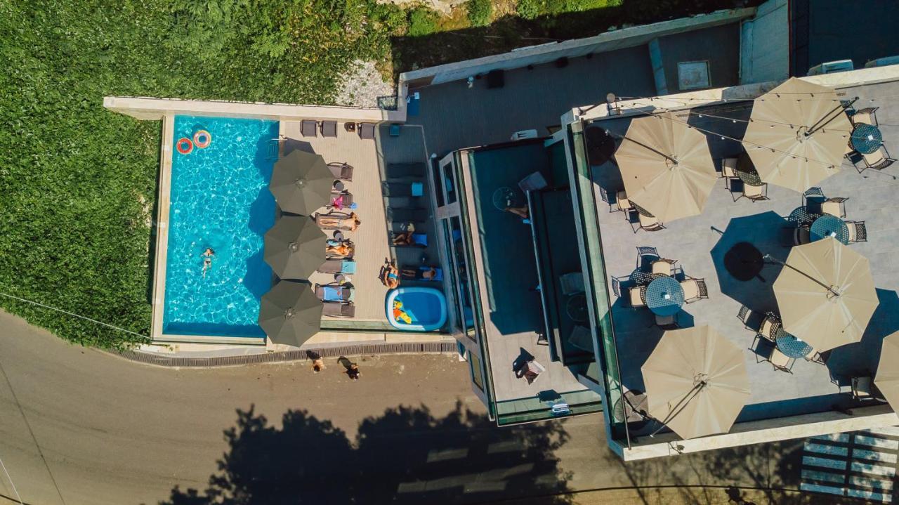 Capo Verde Hotel Batumi Exterior foto